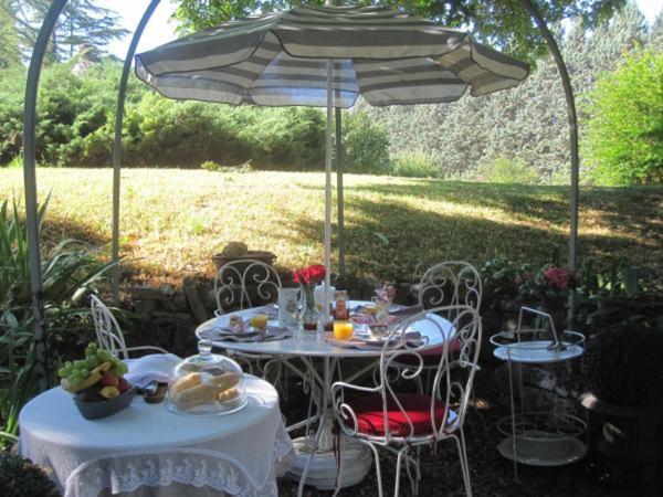 Le Moulin De Sonnailles Bed & Breakfast Cabries Ngoại thất bức ảnh